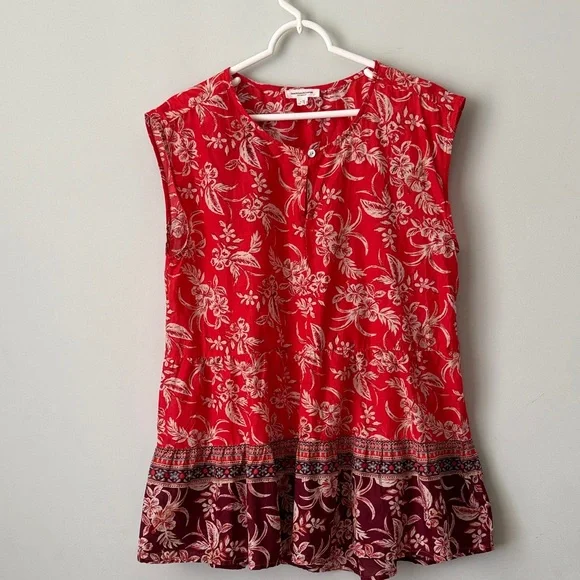 beachlunchlounge Red Floral Sleeveless Tunic with Printed Hem - Picture 1 of 5